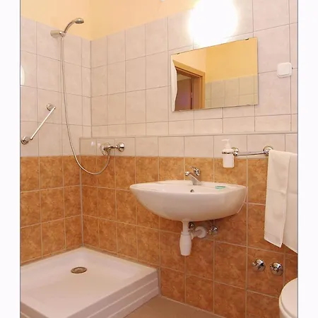Kekestetoi Medical 2*